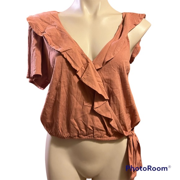 ASTR the label pink one shoulder tie sash blouse - Picture 2 of 8